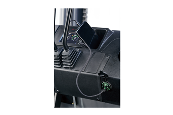 USB charging port on the instrument panel